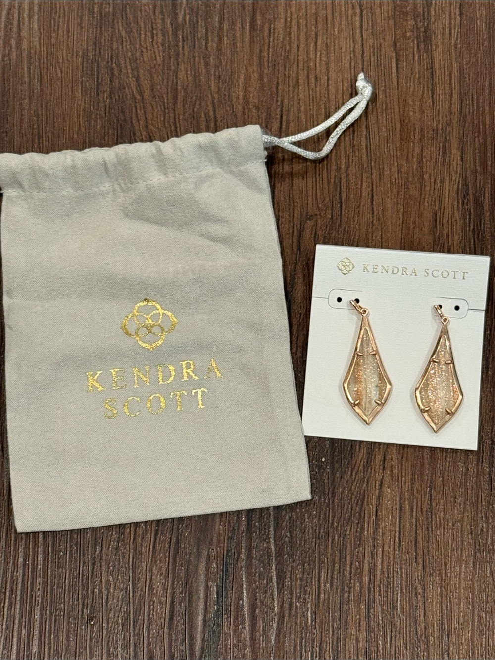 Kendra Scott Olivia earrings